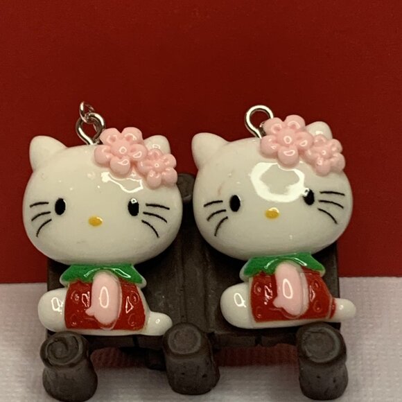Hello Kitty Earring, Kitty Earring, Cat Earring, Sanrio Earring, Gift idea, Cat - Picture 1 of 8